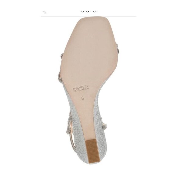 Badgley Mischka Womens Silver Glittery Square Open Toe Wedge Sandals Sz 9 New - Picture 12 of 13